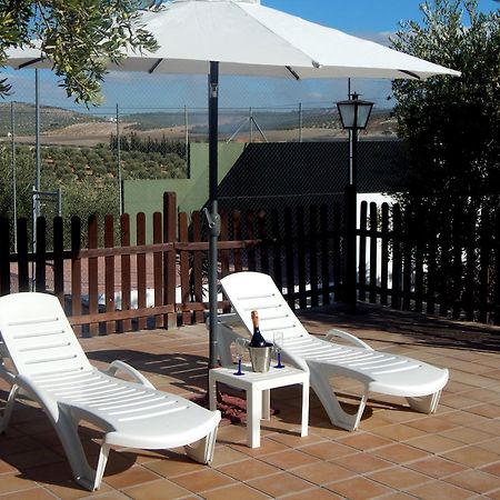 Villa Maria - Pista De Padel Y Piscina Baena Exterior photo