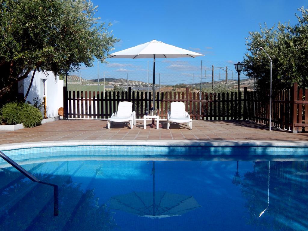 Villa Maria - Pista De Padel Y Piscina Baena Exterior photo